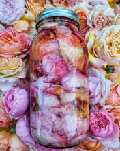 Load image into Gallery viewer, Rose Infused Magnesium Spray